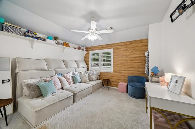 2806 Whispering Fern Court, Kingwood, TX 77345