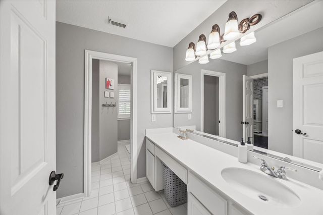 2806 Whispering Fern Court, Kingwood, TX 77345