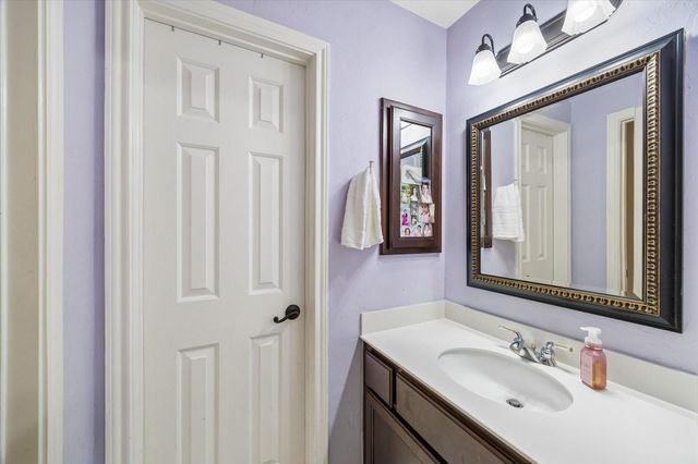 2806 Whispering Fern Court, Kingwood, TX 77345