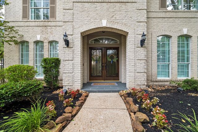 2806 Whispering Fern Court, Kingwood, TX 77345