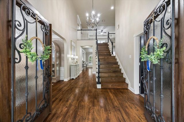 2806 Whispering Fern Court, Kingwood, TX 77345