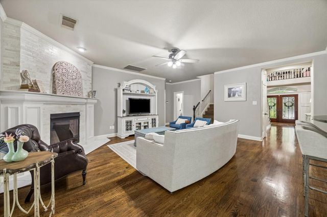 2806 Whispering Fern Court, Kingwood, TX 77345