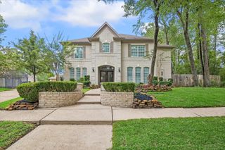 2806 Whispering Fern Court, Kingwood, TX 77345