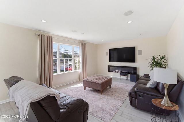 335 Park Avenue, Union Beach, NJ 07735
