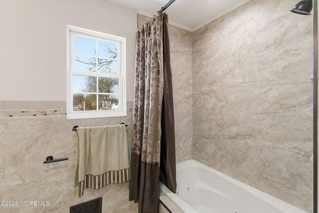 335 Park Avenue, Union Beach, NJ 07735