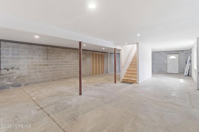 335 Park Avenue, Union Beach, NJ 07735