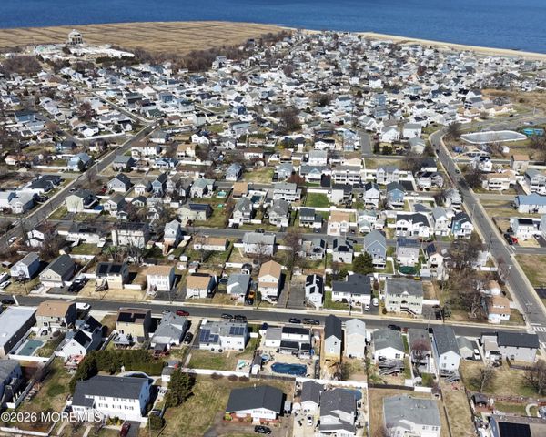 335 Park Avenue, Union Beach, NJ 07735