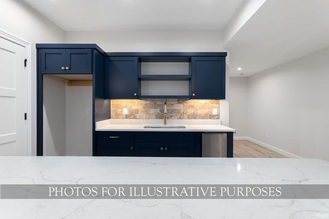 1237 N Ironwood Drive, South Bend, IN 46615