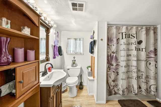 135 Frankham Road, Grants Pass, OR 97527