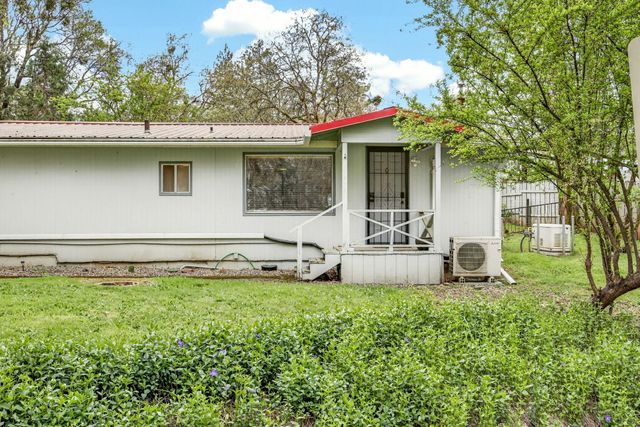 135 Frankham Road, Grants Pass, OR 97527