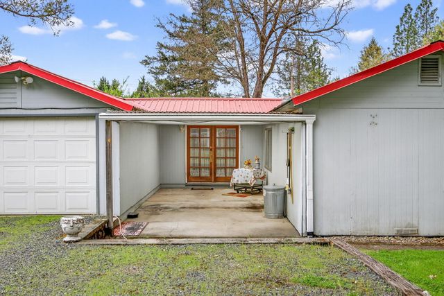 135 Frankham Road, Grants Pass, OR 97527