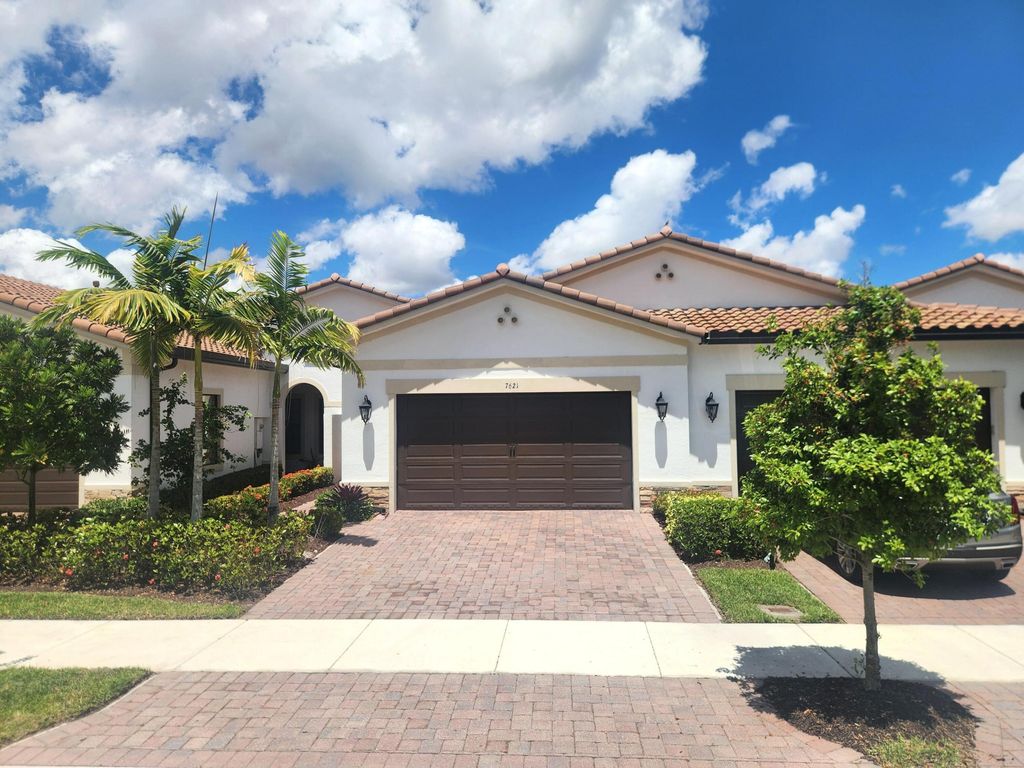 7621 S Blue Spring Drive, Parkland, FL 33067