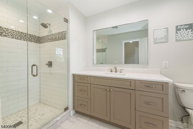 3 LYNN DR, Randolph Twp., NJ 07869