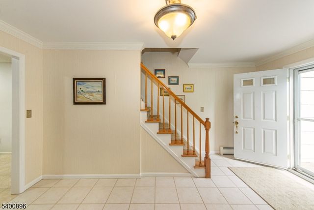 3 LYNN DR, Randolph Twp., NJ 07869