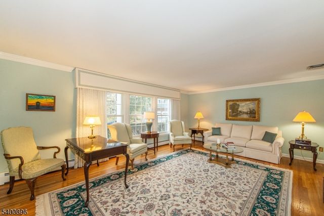 3 LYNN DR, Randolph Twp., NJ 07869