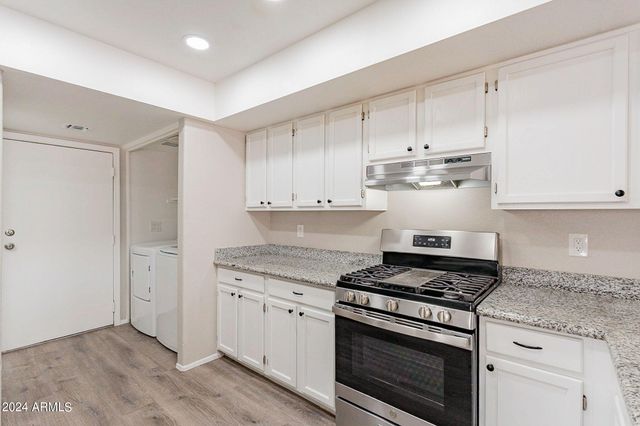 4389 S Potter Drive, Tempe, AZ 85282