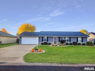 5624 W CHEROKEE PATH, Peoria, IL 61607