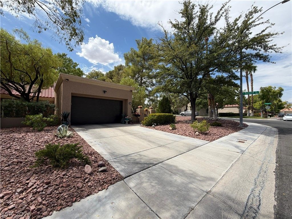 8621 Millsboro Drive, Las Vegas, NV 89134 — photo 3