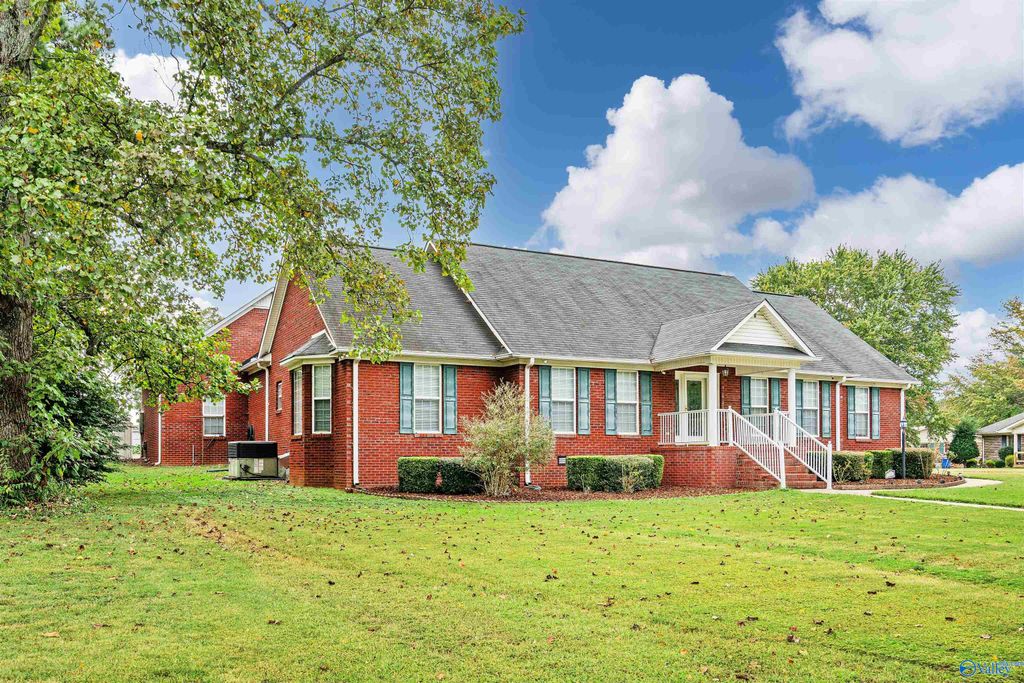 106 Hammons Street, Athens, AL 35611