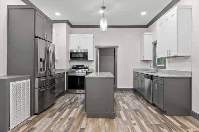 2008 Vine Street, Chattanooga, TN 37404