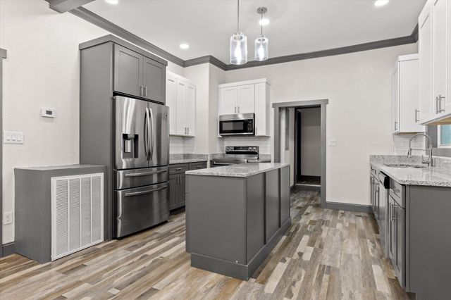 2008 Vine Street, Chattanooga, TN 37404