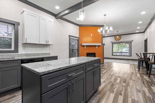 2008 Vine Street, Chattanooga, TN 37404
