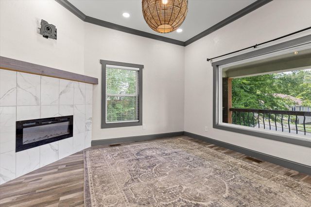 2008 Vine Street, Chattanooga, TN 37404