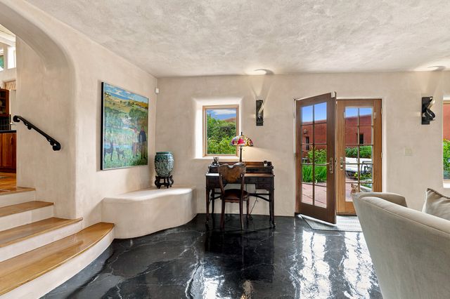194 Arroyo Hondo Trail, Santa Fe, NM 87508
