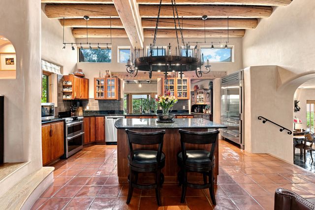 194 Arroyo Hondo Trail, Santa Fe, NM 87508