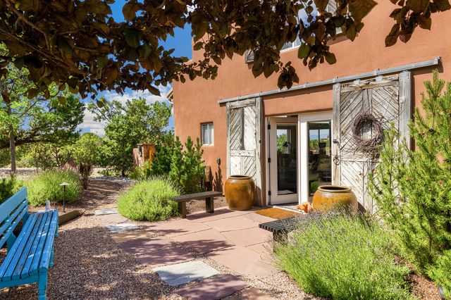 194 Arroyo Hondo Trail, Santa Fe, NM 87508