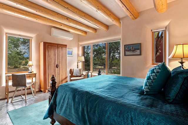 194 Arroyo Hondo Trail, Santa Fe, NM 87508