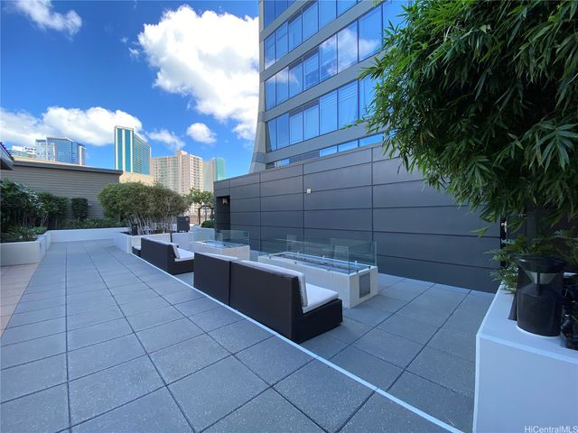 1009 Kapiolani Boulevard 4404, Honolulu, HI 96814