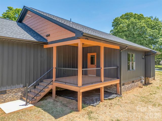 210 Westwood Drive, Forest City, NC 28043
