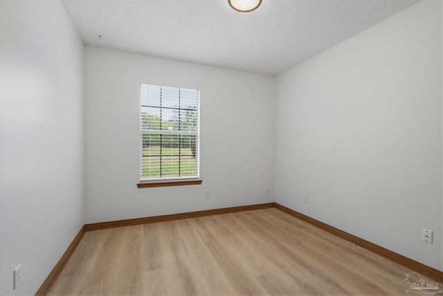 6568 Yellow Hill Dr, Milton, FL 32583