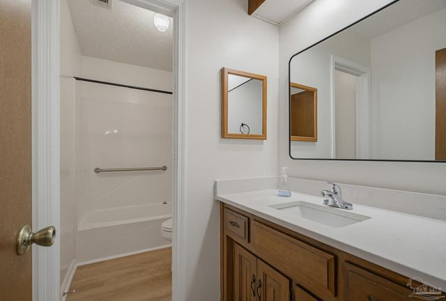 6568 Yellow Hill Dr, Milton, FL 32583