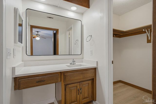 6568 Yellow Hill Dr, Milton, FL 32583