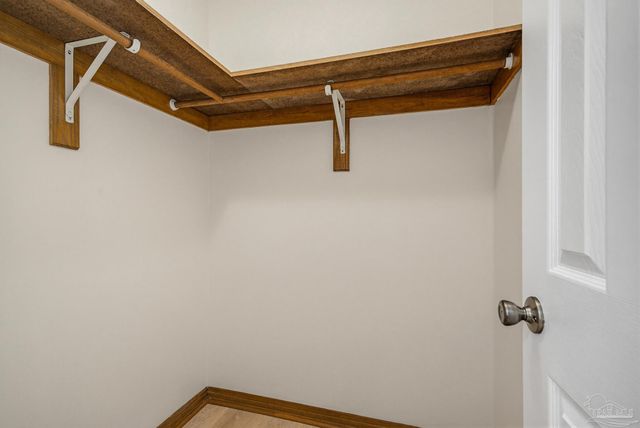 6568 Yellow Hill Dr, Milton, FL 32583