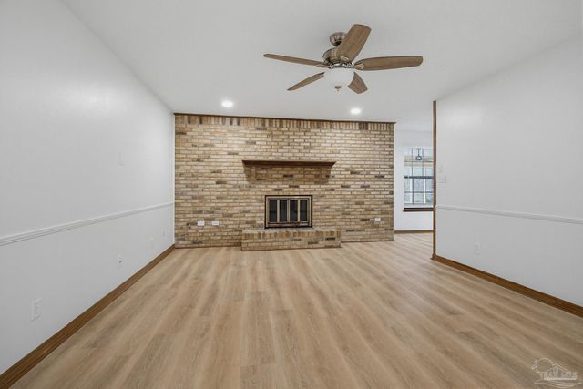 6568 Yellow Hill Dr, Milton, FL 32583