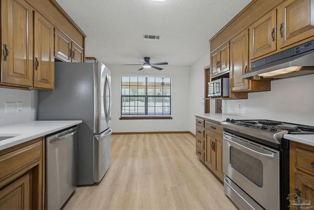 6568 Yellow Hill Dr, Milton, FL 32583