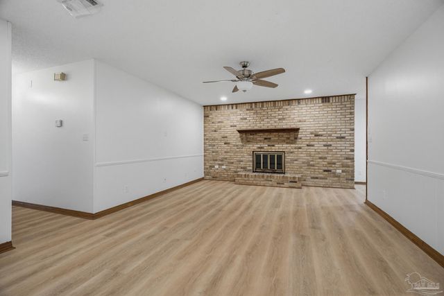 6568 Yellow Hill Dr, Milton, FL 32583