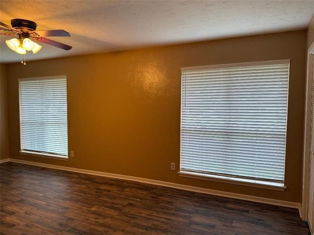 205 Santa Monica St, Portland, TX 78374