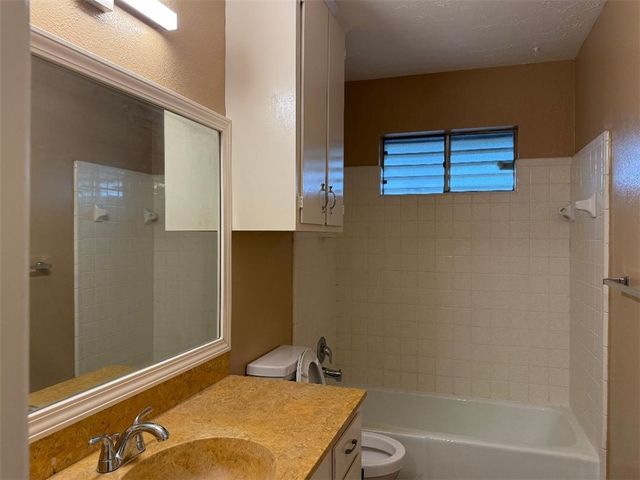 205 Santa Monica St, Portland, TX 78374