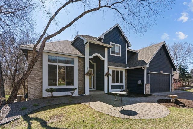 6709 Promontory Drive, Eden Prairie, MN 55346