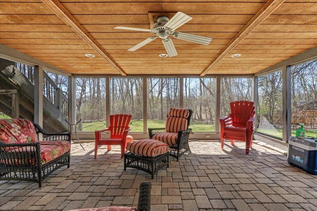 6709 Promontory Drive, Eden Prairie, MN 55346