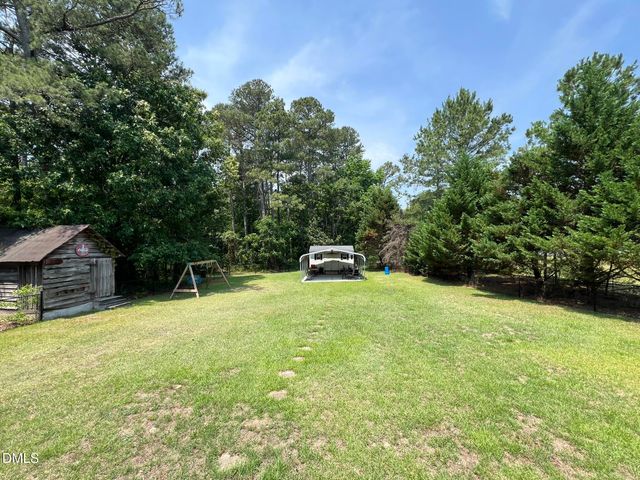 3623 Benson Hardee Road, Benson, NC 27504