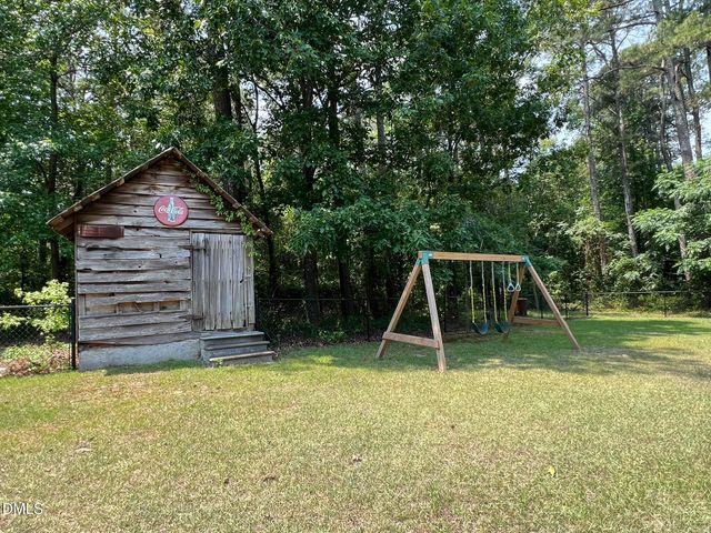 3623 Benson Hardee Road, Benson, NC 27504