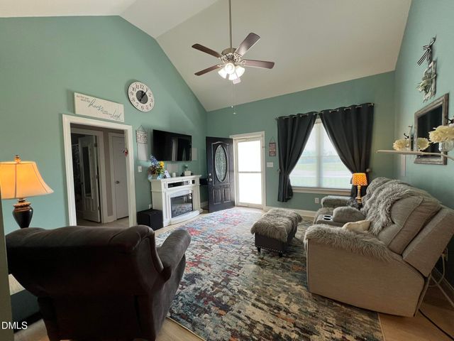 3623 Benson Hardee Road, Benson, NC 27504