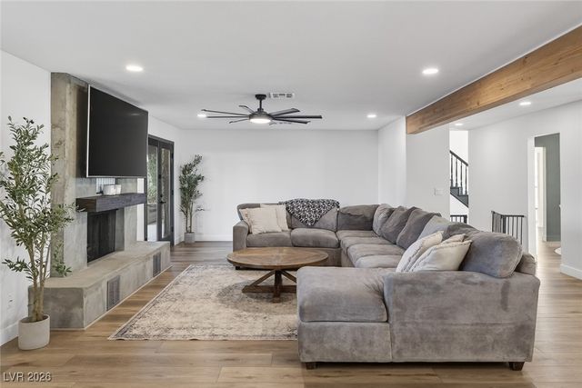 2740 Family Court, Las Vegas, NV 89117