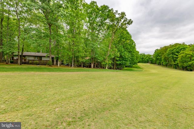 125 FAIRWAY DR, Locust Grove, VA 22508