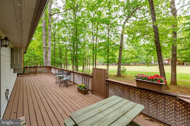 125 FAIRWAY DR, Locust Grove, VA 22508
